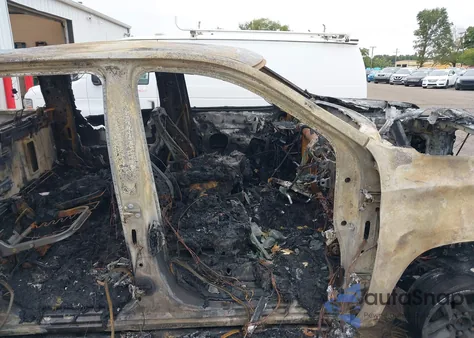 2019 Chevrolet Silverado 1500 Custom Trail Boss из США, поврежденный, VIN 1GCPYCEF1KZ336227